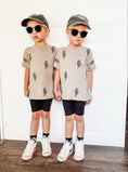 Load image into Gallery viewer, Lightening

