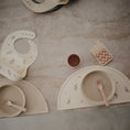 Load image into Gallery viewer, Round Dinnerware Plates
