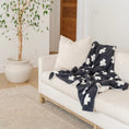 Load image into Gallery viewer, DOUBLE-LAYER BAMBONI® THROW BLANKETS
