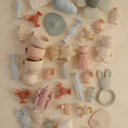 Load image into Gallery viewer, Daisy Silicone Suction Builders

