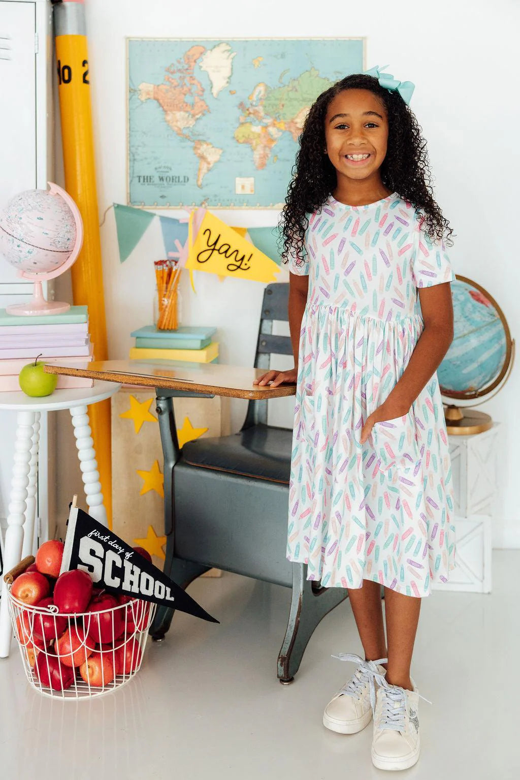 COLOR CRAYONS S/S POCKET TWIRL DRESS