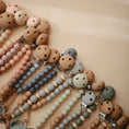 Load image into Gallery viewer, Silicone Pacifier Clip | Hera
