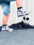 Load image into Gallery viewer, Pumpkin King

