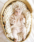 Load image into Gallery viewer, Chunky Knit Sweater | Vanilla

